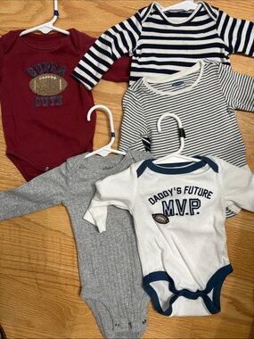 Assorted Baby One-Piece Bodysuits - Grey, White, Navy & Burgundy 5 piece bundle